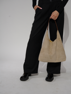 Timeless Leather Tote for Everyday Use