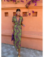 Erin - Chic Midi Dress